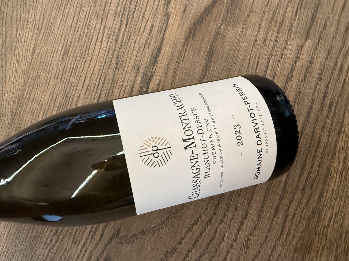 DARVIOT PERRIN CHASSAGNE MONTRACHET 1ER CRU BLANCHOTS DESSUS BLANC 2023 0.75L.